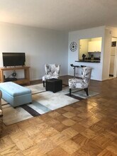 5500 Friendship Blvd, Unit 2412N in Chevy Chase, MD - Building Photo - Building Photo