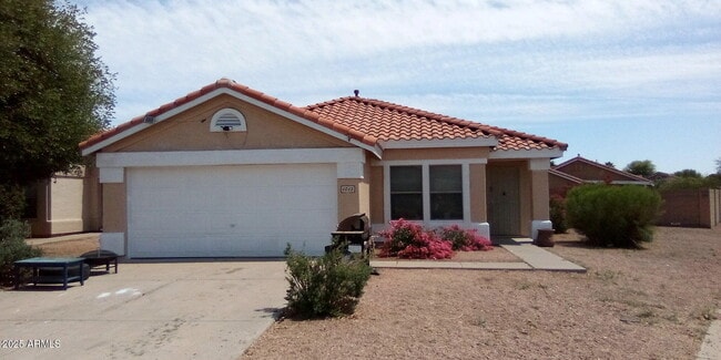 property at 1015 S Slater Cir