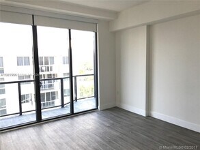201 SW 17th Rd, Unit 504 in Miami, FL - Building Photo - Building Photo
