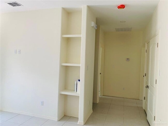 property at 810 S Michigan St