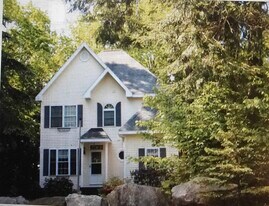 60 Meetinghouse Rd in Keene, NH - Building Photo