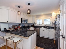 281 Brookline St, Unit 1 Apartamentos