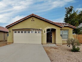 5906 W Southgate Ct in Phoenix, AZ - Building Photo