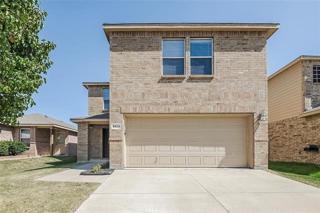 8820 Valley River Dr in Fort Worth, TX - Building Photo