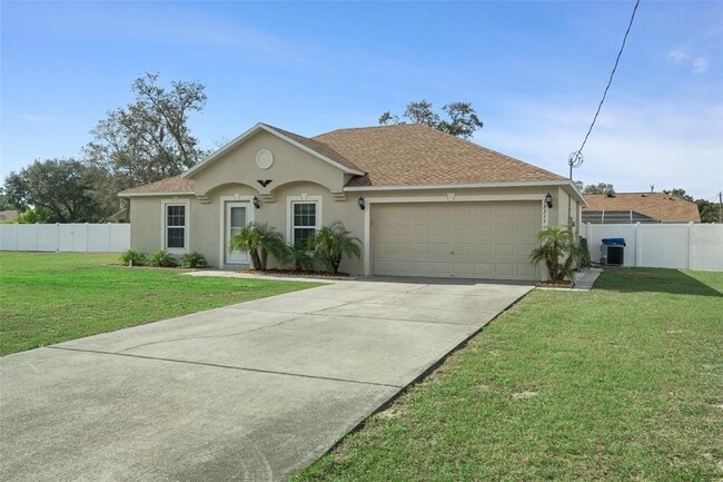 12255 Linden Dr in Spring Hill, FL - Building Photo - Building Photo