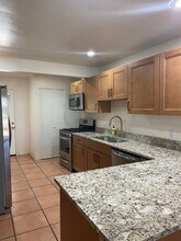 1002 E Simmons St in Tucson, AZ - Building Photo - Building Photo