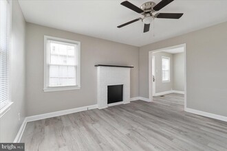 108 W 12th St in Front Royal, VA - Foto de edificio - Building Photo