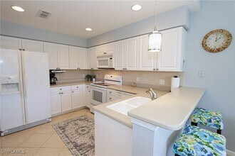 22911 Rosedale Dr in Bonita Springs, FL - Building Photo - Building Photo