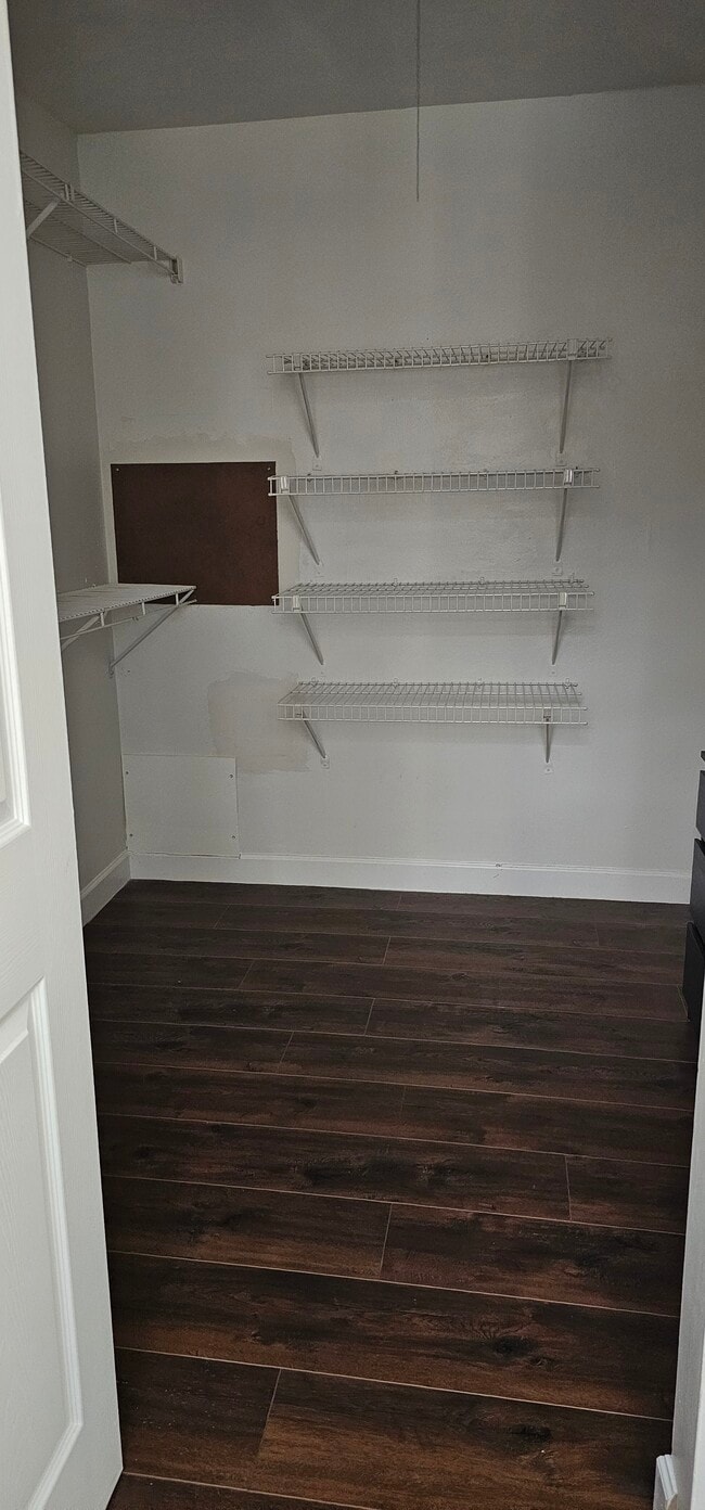 1063 Willow Brook Dr in St. Louis, MO - Building Photo - Building Photo