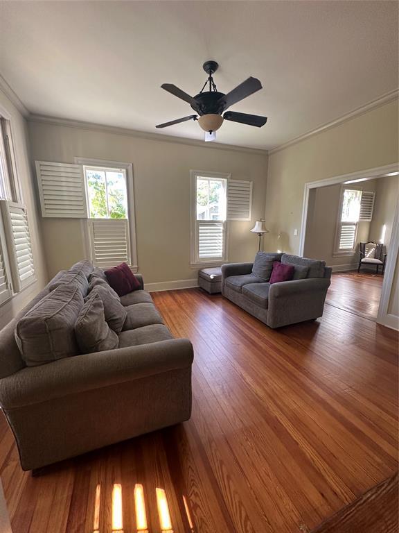 302 W 44th St in Austin, TX - Building Photo - Building Photo
