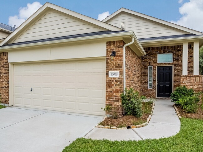 13038 Rose Landing Dr