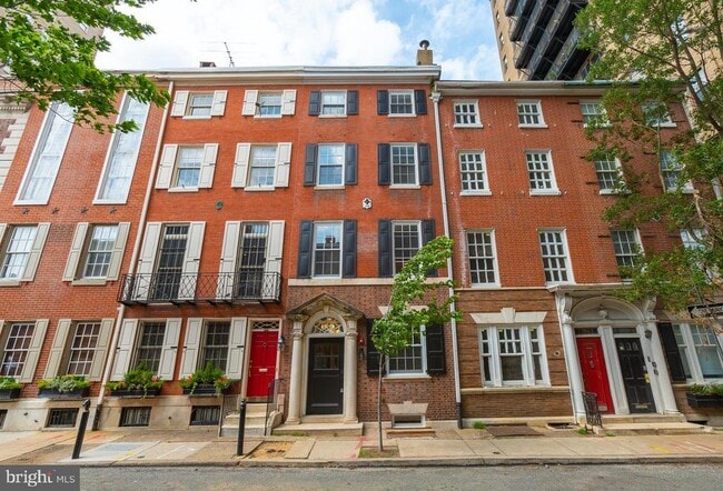 1707 Rittenhouse Square