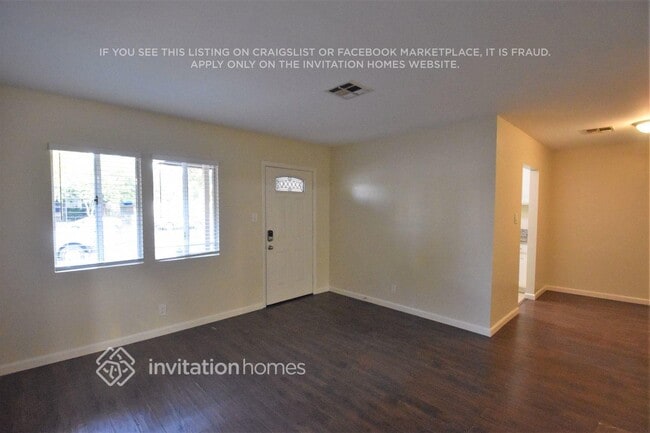 7823 Louise Ave in Los Angeles, CA - Building Photo - Building Photo