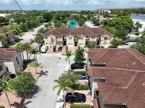 3345 NW 11th Ave in Pompano Beach, FL - Building Photo - Building Photo