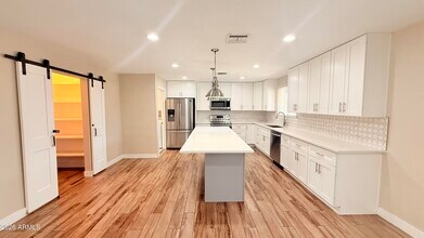 3919 N 85th St in Scottsdale, AZ - Building Photo - Building Photo