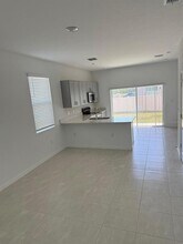 3208 Skyline Lp in Kissimmee, FL - Building Photo - Building Photo