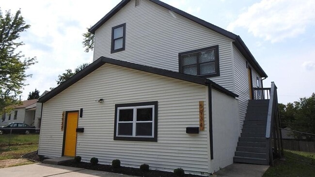 property at 5934 Elmwood Ave