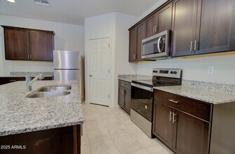 43833 Yucca Ln in Maricopa, AZ - Building Photo - Building Photo