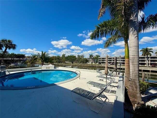 property at 467 Golden Isles Dr