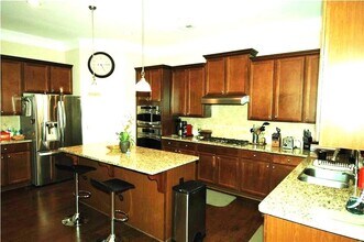 2575 Walden Estates Dr in Marietta, GA - Building Photo - Building Photo