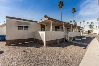 2701 E Allred Ave in Mesa, AZ - Building Photo - Building Photo