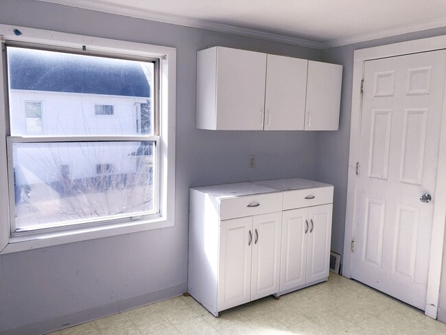 7402 Park Ln in Cleveland, OH - Building Photo - Building Photo