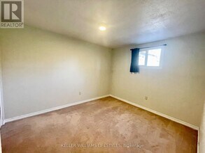 1463 Stoneybrook Crescent in London, ON - Building Photo - Building Photo