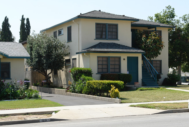 117 Allen Ave in Pasadena, CA - Building Photo - Building Photo