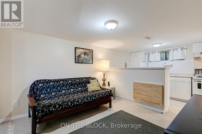 534 Midland Ave in Toronto, ON - Building Photo - Building Photo