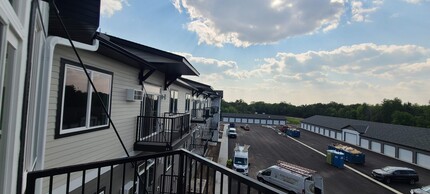 Birch Spring Apartment Homes in Cold Spring, MN - Foto de edificio - Building Photo