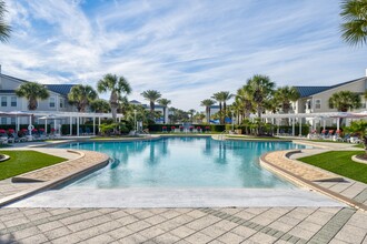 White Sands in Panama City Beach, FL - Foto de edificio - Building Photo