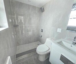 3-09 Beach 91st St in Queens, NY - Building Photo - Building Photo