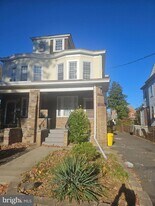 341 Hillcrest Ave in Ewing Township, NJ - Building Photo