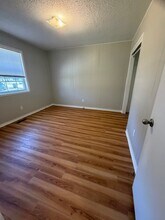 1215 N 7th St in Lansing, KS - Building Photo - Building Photo