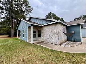 25 Shallow Spgs in Trinity, TX - Building Photo - Building Photo