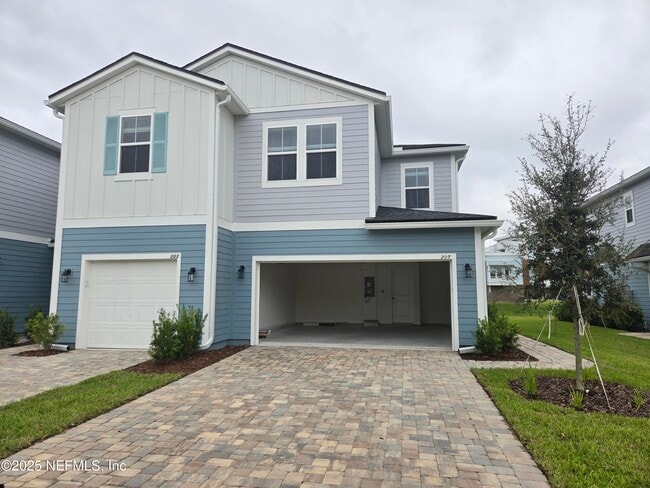 property at 207 Brandon Lks Dr