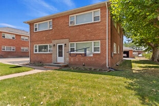 338 E 200 S, Unit 2 in Clearfield, UT - Building Photo