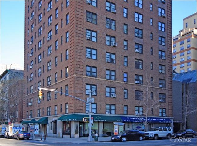 118 Fort Washington Ave in New York, NY - Building Photo - Building Photo