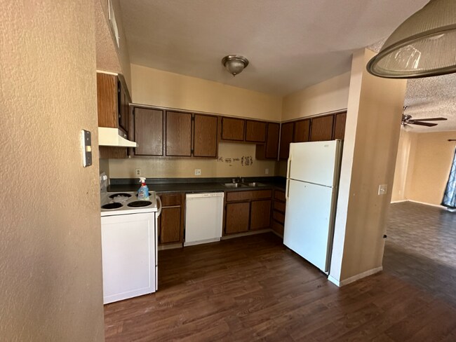 2826 E Marconi Ave in Phoenix, AZ - Building Photo - Building Photo