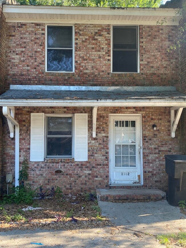 property at 1932 Portland Ave