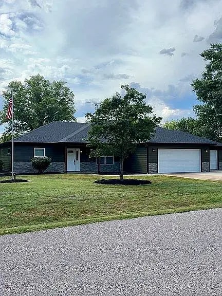property at 13075 N Branch St