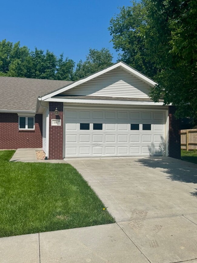 property at 4801 S 55th Ct