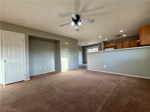 6018 El Sol Dr in Las Vegas, NV - Building Photo - Building Photo