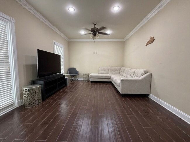 110 Renee Ln, Unit D-3 in Pikeville, KY - Foto de edificio - Building Photo