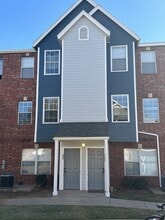 The Summit in Edmond, OK - Building Photo - Building Photo