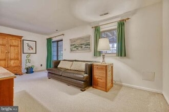 68 Tudor Ct in Timonium, MD - Building Photo - Building Photo