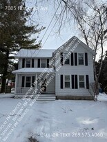 7005 Hubbard Ave in Middleton, WI - Building Photo