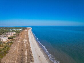 7 Periwinkle Ln, Unit SI ID1388270P in Saint Helena Island, SC - Foto de edificio - Building Photo