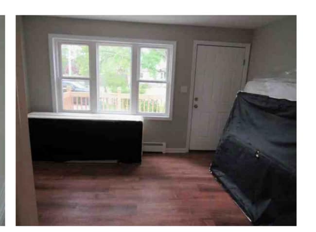 property at 24 Steinhardt Ave