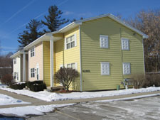 Bond Street Townhomes in Holt, MI - Foto de edificio - Building Photo